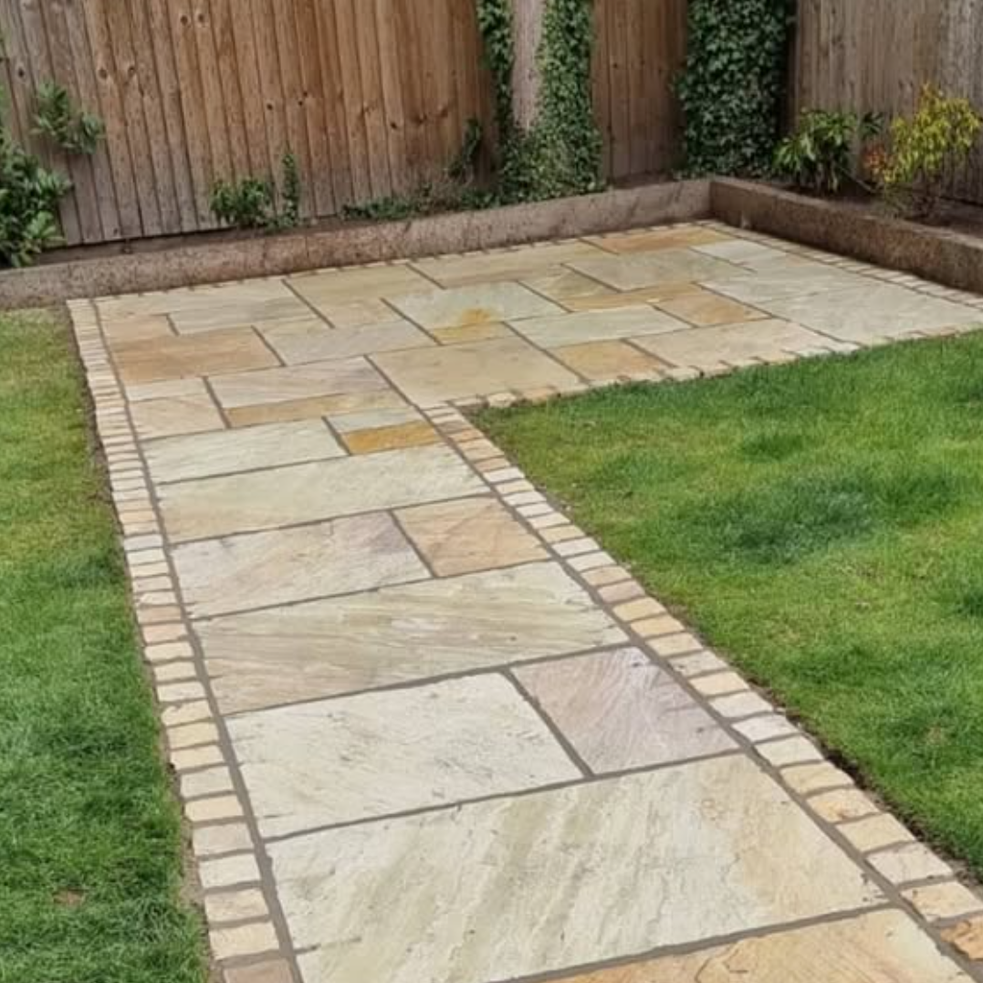 Fossil Mint Mixed Sandstone Paving Slab 22mm