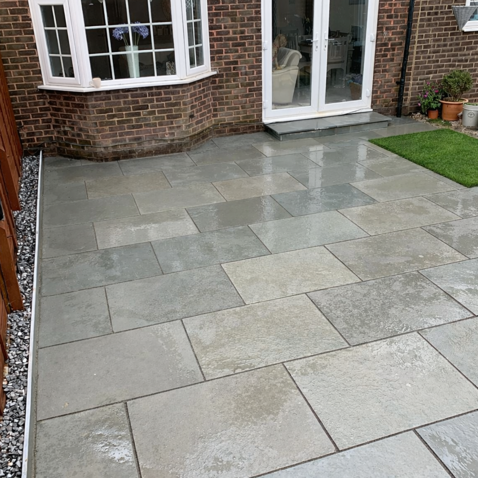 Grey Limestone 900x600 Paving Slab 22mm