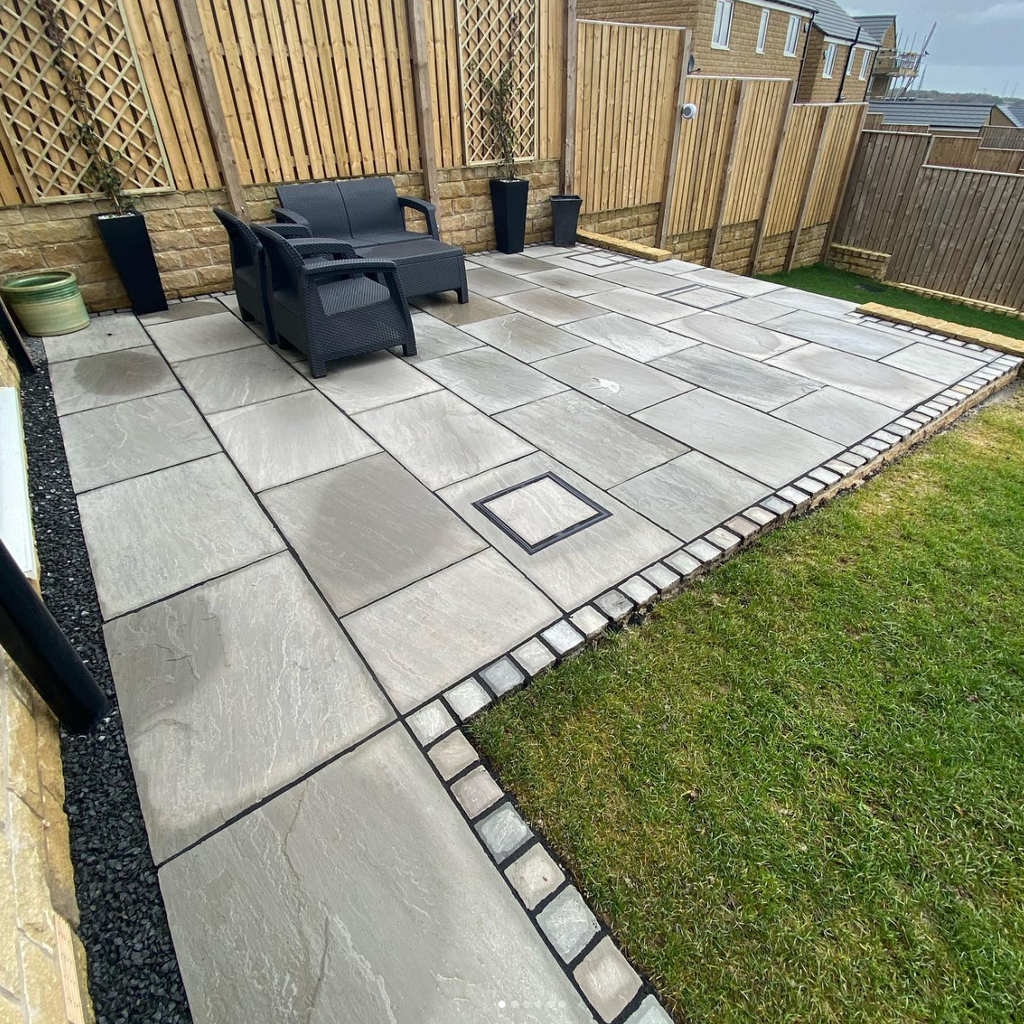 Kandla Grey Cobble Setts 100x100 40-60mm